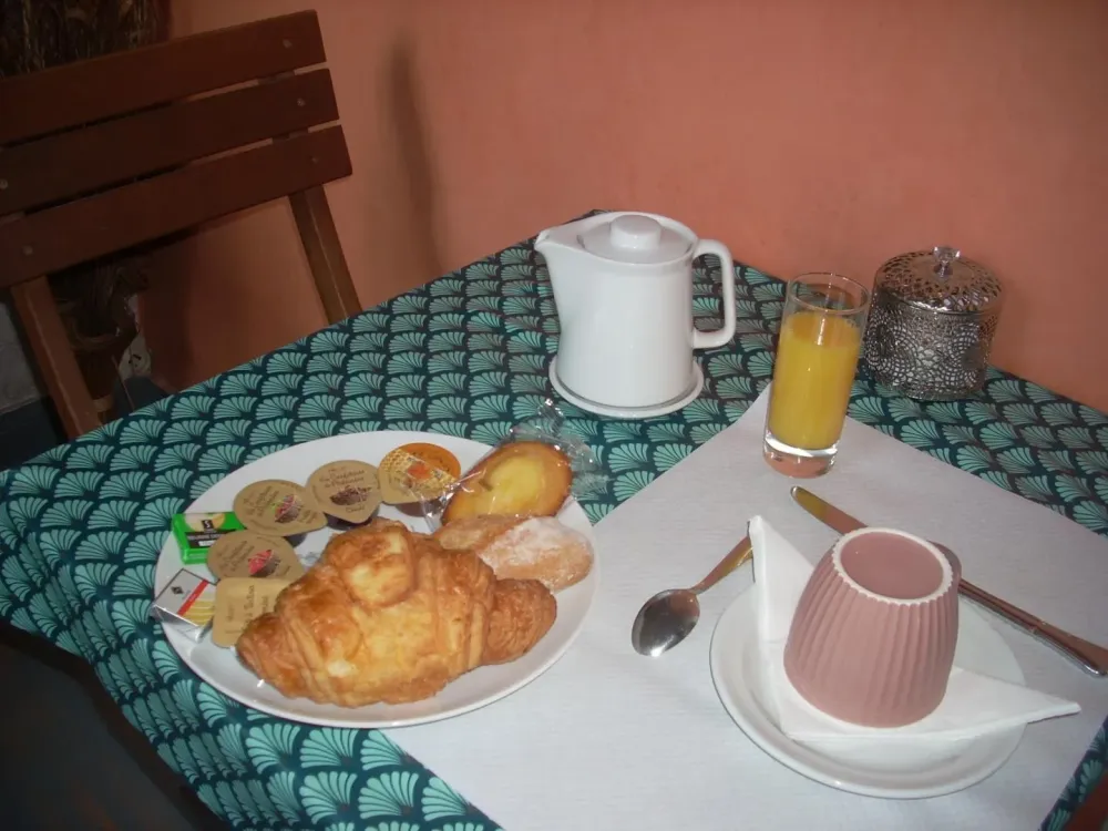 Petit dejeuner - Hotel du chateau (5)